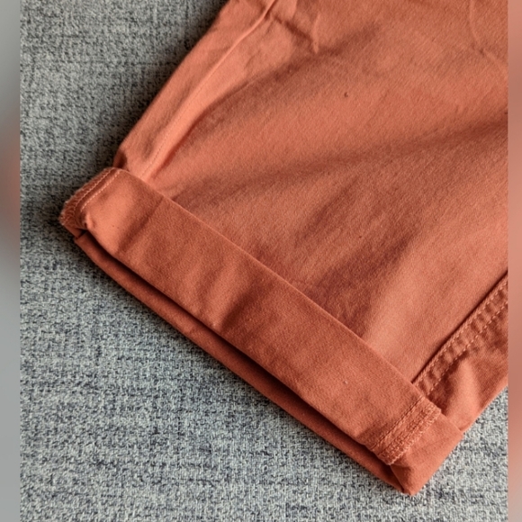 NWT LOFT Bermuda Roll Short - Picture 3 of 9